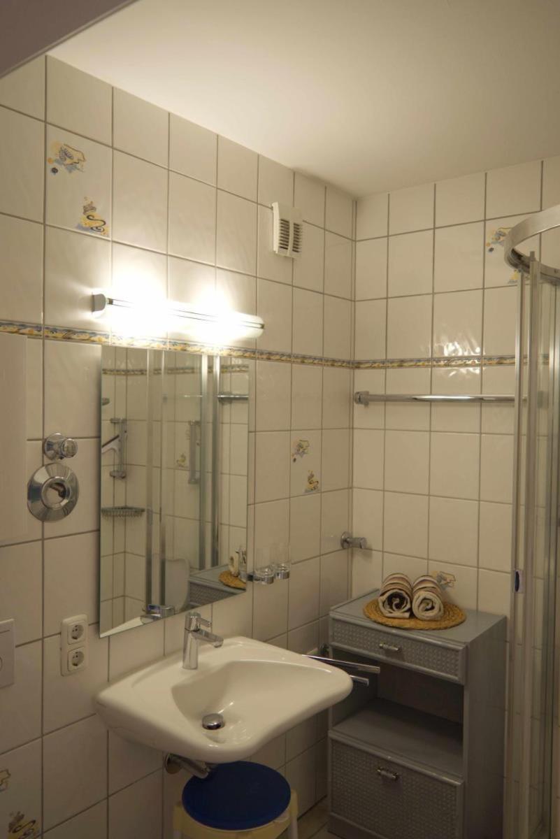 Burgtiefe auf Fehmarn Inselblume 80 - Gemuetliche Ferienwohnung, Blick Auf Die Fehmarnsundbruecke מראה חיצוני תמונה