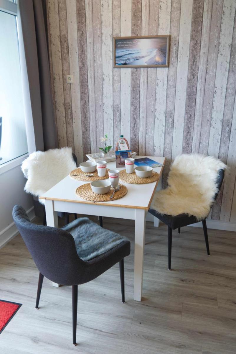 Burgtiefe auf Fehmarn Inselblume 80 - Gemuetliche Ferienwohnung, Blick Auf Die Fehmarnsundbruecke מראה חיצוני תמונה
